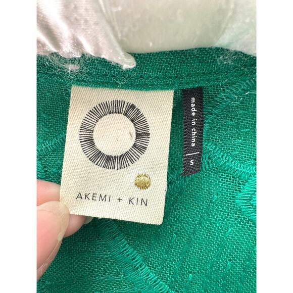 ANTHROPOLOGIE | Akemi + Kin Green Sheer Lace Button Front Top Blouse | Small - Picture 6 of 7